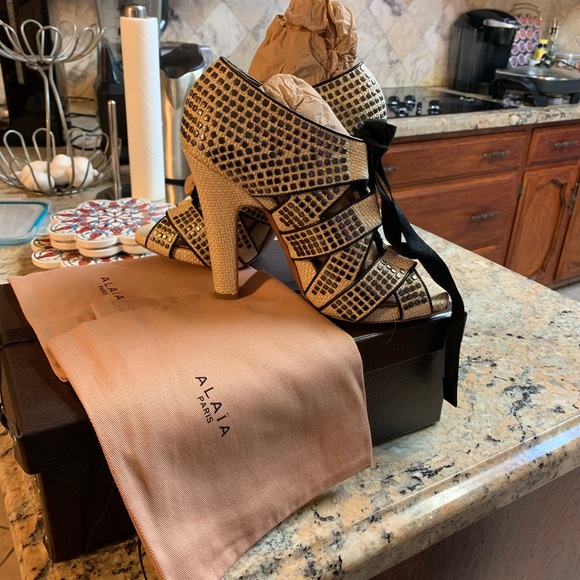 Azzedine alaia lace up heels size 9 - Picture 2 of 8